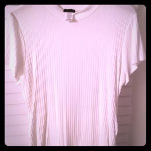 Zenobia Mock Neck T-shirt